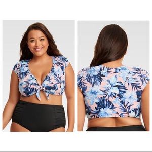Beach Betty ~ Tied Short Sleeve Bikini Top